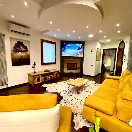 Wood Luxury House Apartman Pescara Kültér fotó